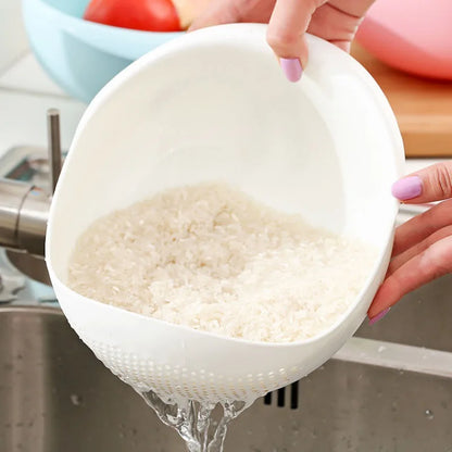 Drain rice with ease using our plastic colander. Perfect for kitchen use.