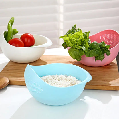 Drain rice with ease using our plastic colander. Perfect for kitchen use.