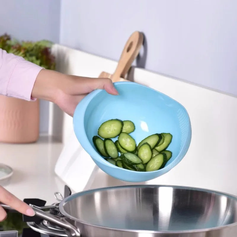 Drain rice with ease using our plastic colander. Perfect for kitchen use.